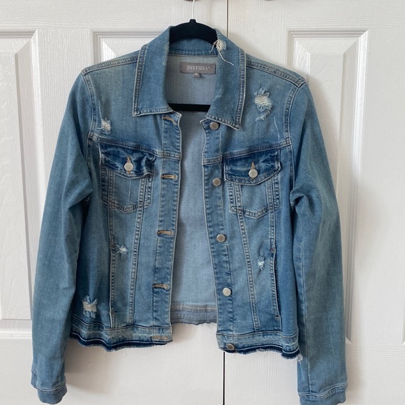 Just USA Jean Jacket Denim Distressed size Medium - Picture 1 of 7